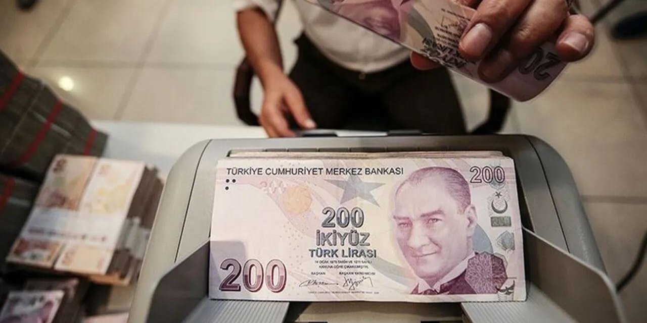 Emekli, esnaf, asgari ücretli çalışanlara faizsiz bayram kredisi veren bankalar