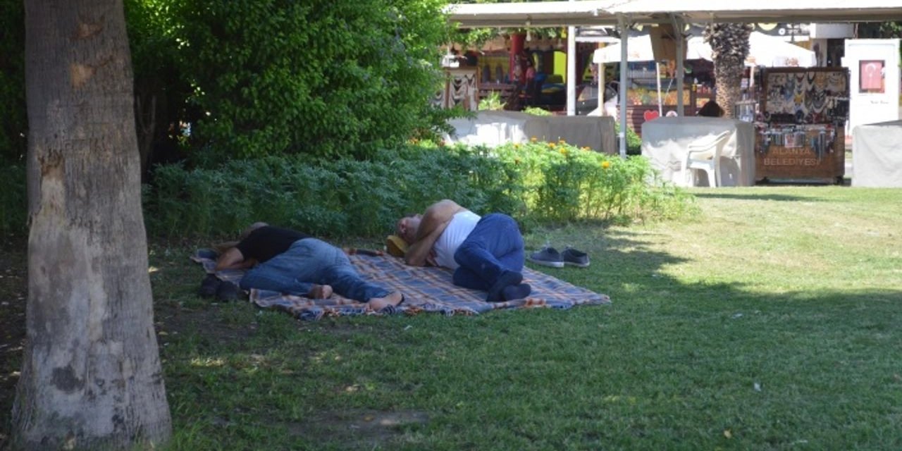 Alanya zabıtası 50 yıllık o sorunu çözdü