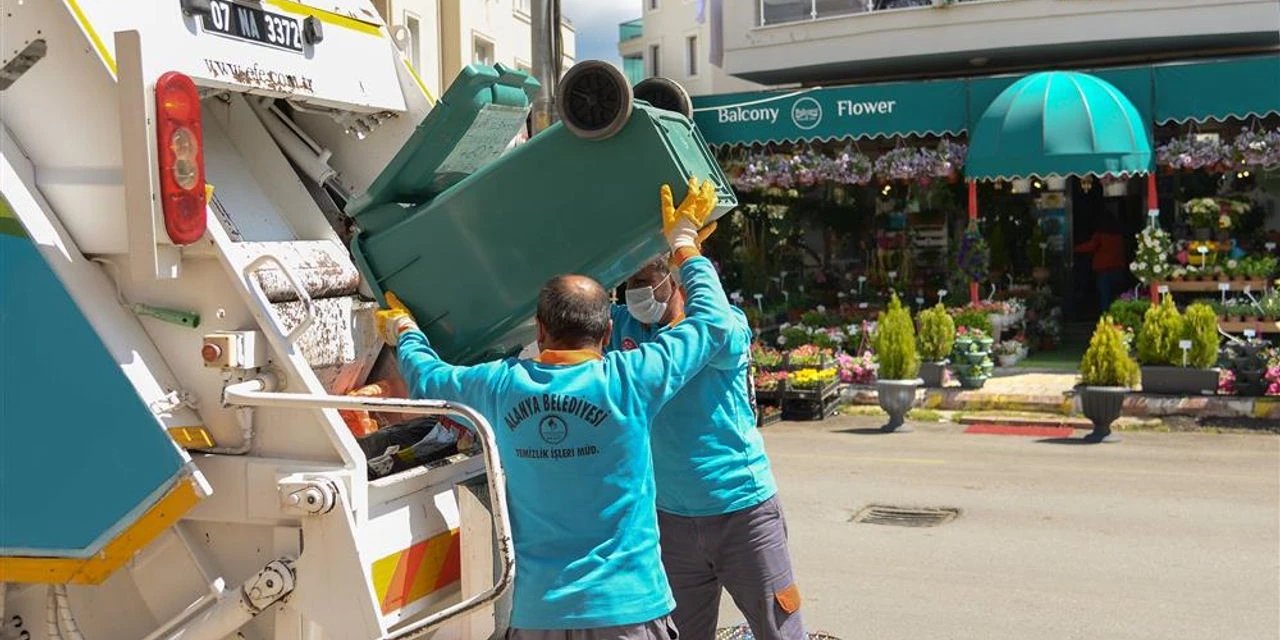 5 bin 239 ton çöp topladılar, buna can mı dayanır?