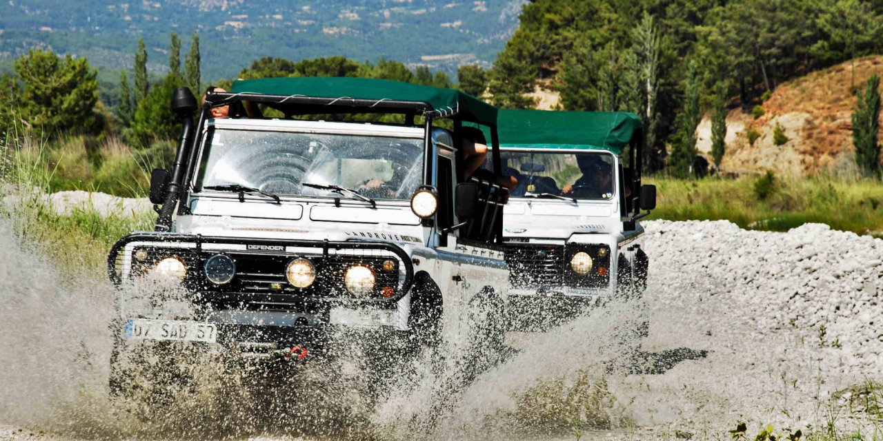 Alanya'da Jandarmadan safari araçlarına denetim