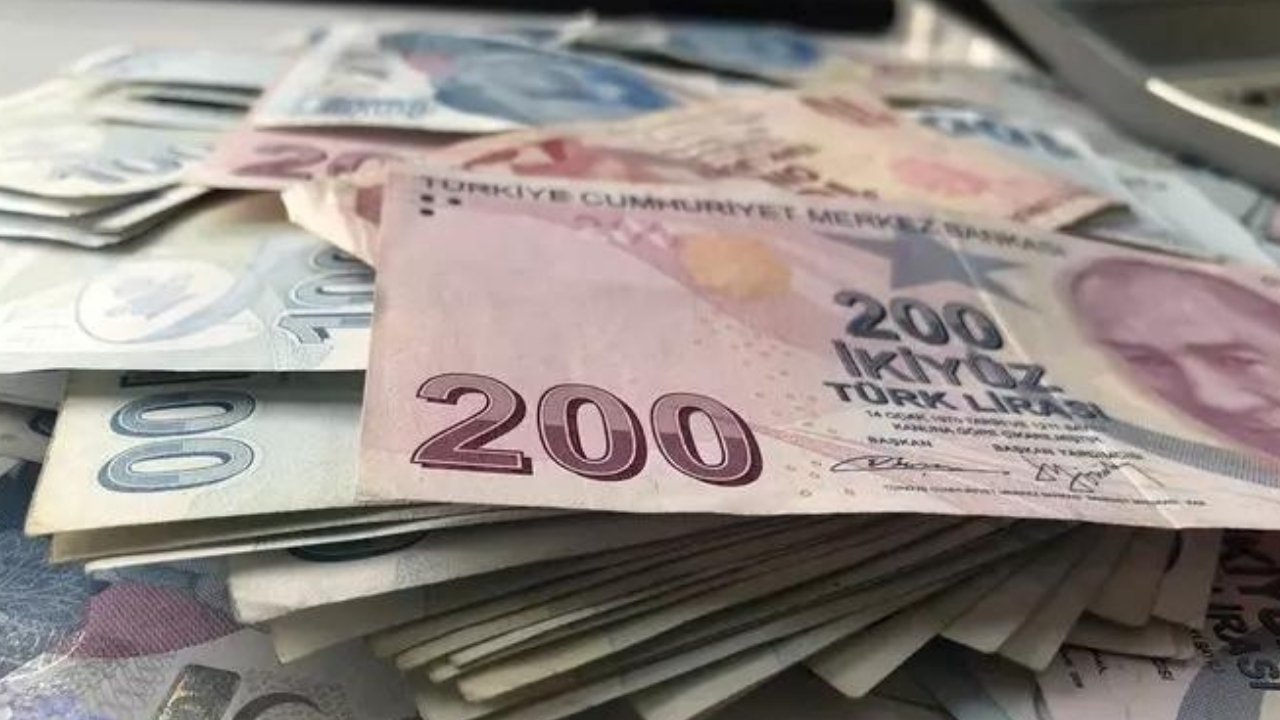 3 Bankadan 500.000 TL 12 ay vadeli kredinin ödeme planı!